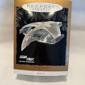 Hallmark Keepsake Magic Ornament 1996 – Star Trek Romulan Warbird Collectible